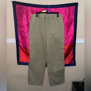 Dickies  Tan Cargo Pants